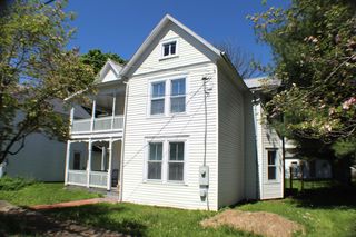 614 2nd Ave, Marlinton, WV 24954