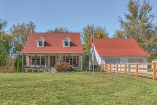 17939 Nashville Hwy, Buffalo Valley, TN 38548 - See Est