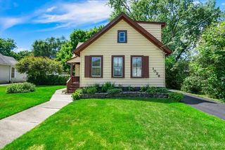 1026 Logan Ave, Elgin, IL 60120