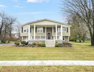 20 Briarwood Ave, Monroe, NY 10950
