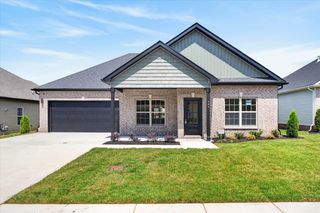 645 Woodrush Dr #565, Clarksville, TN 37040