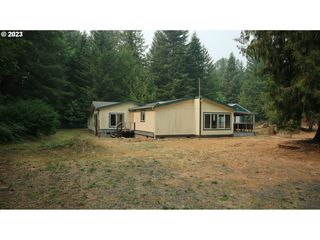 21241 E  Lolo Pass Rd, Rhododendron, OR 97049