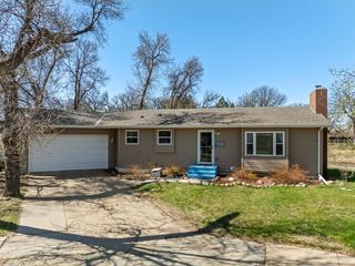 1071 W  Central Ave, Minot, ND 58701