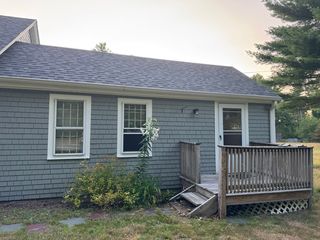 729 Center St #2, Pembroke, MA 02359