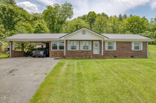 227 Dogwood Ave, Mountain City, TN 37683