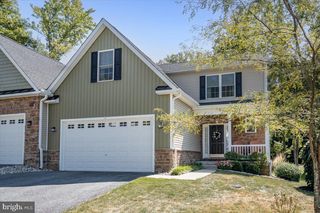 125 Peel Ln, Newark, DE 19702