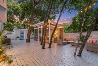 8820 Eustis Ave, Dallas, TX 75218