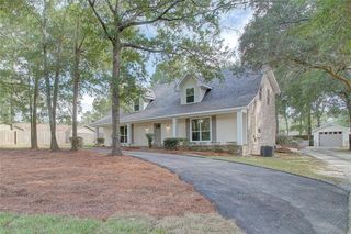 5105 Highcrest Dr, Mobile, AL 36693