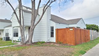 7252 The Mansions Dr #D-4, Corpus Christi, TX 78414