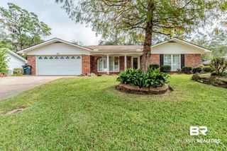 74 Paddock Dr, Fairhope, AL 36532
