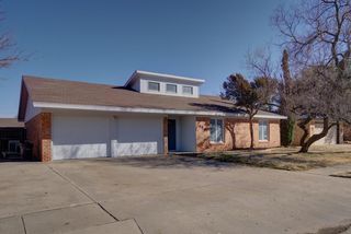 9301 Gary Ave, Lubbock, TX 79423
