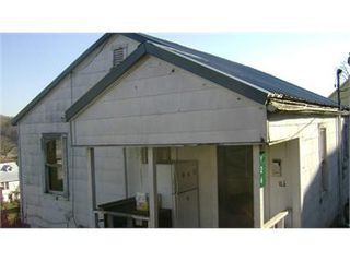 122 Reservoir St, Spencer, WV 25276