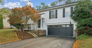 970 Castleview Dr, North Huntingdon, PA 15642