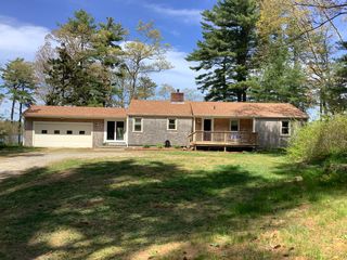 12 Spectacle Pond Rd, Wareham, MA 02571
