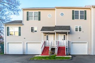 800 Seaview Avenue #820-2, Bridgeport, CT 06607