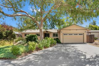 1114 Redwood Ln, Davis, CA 95616