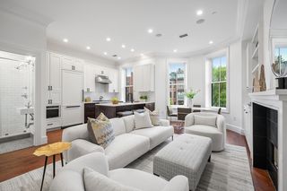 593 Tremont St #3, Boston, MA 02118