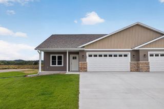 300 London LANE, Rockland, WI 54653