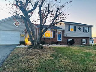 158 Gilda Dr, Mount Airy, NC 27030