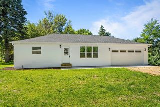 3569 W  Egan Rd, Leaf River, IL 61047