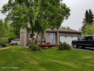12201 Shenandoah Pl, Anchorage, AK 99516