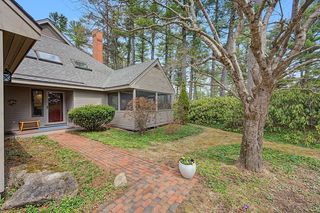 28 The Seasons, New London, NH 03257