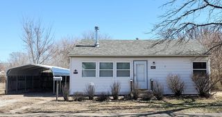 621 S  Plainville Ave, Plainville, KS 67663