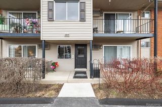3915 Benjamin Ave #1, Royal Oak, MI 48073