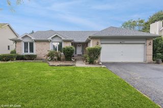 395 Callery Dr, Bolingbrook, IL 60490