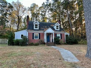 1021 Delaware Ave, Suffolk, VA 23434