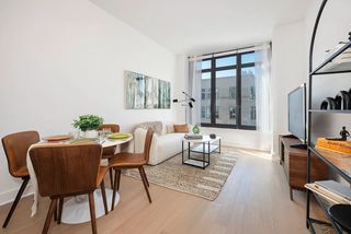 8 Court Sq #1A, Long Island City, NY 11101