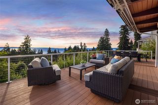 19520 94th Place W, Edmonds, WA 98020