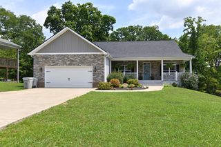 320 Lakeshore Cir, Georgetown, KY 40324