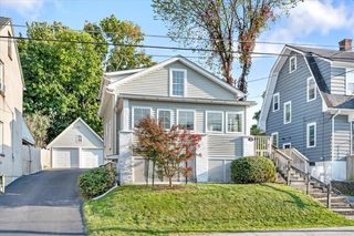 20 Bonnell Place, Middletown, NY 10940