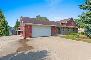 1283 Sundown Ln, De Pere, WI 54115