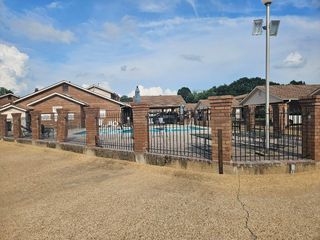 2711A Greenbriar Dr #1, Jonesboro, AR 72401