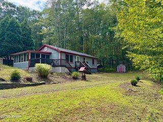 10 Vacation Dr, White Haven, PA 18661