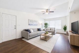 501 W  26th St #314, Austin, TX 78705