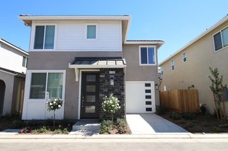 3762 Graystoke Way, Clovis, CA 93619