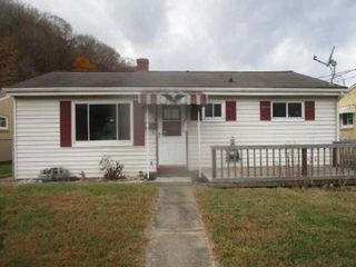 6 S  Spring St, Pittsburgh, PA 15223