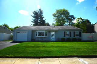 10 Croman Court, Hazlet, NJ 07730