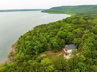 31 Farris Lndg, Quitman, AR 72131