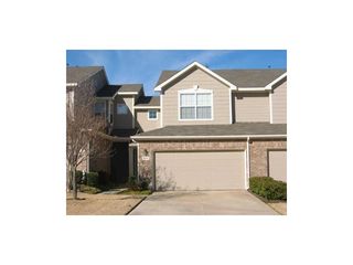 909 Avondale Ln, Plano, TX 75025