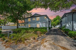 9208 N  Connechusett Rd #C, Tampa, FL 33617