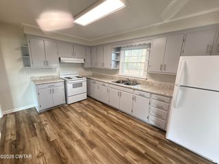 576 Luray Ave, Henderson, TN 38340