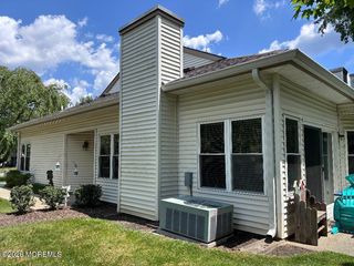 218 Ravenswood Road, Englishtown, NJ 07726