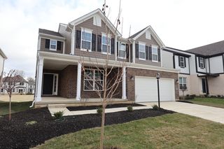 10076 Gully Pass Dr, Washington Township, OH 45458