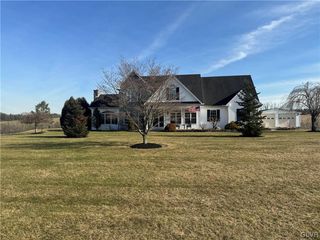 8390 Lyon Valley Rd, New Tripoli, PA 18066