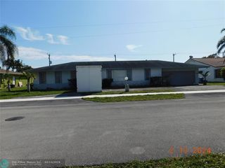 2314 NW 29th St, Oakland Park, FL 33311