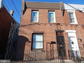 54 S  7th St, Darby, PA 19023